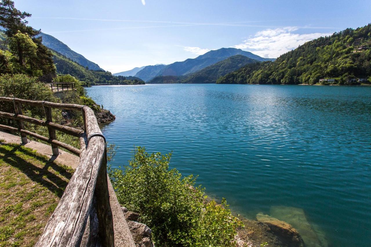 Appartamento Al Colle Bezzecca Bagian luar foto