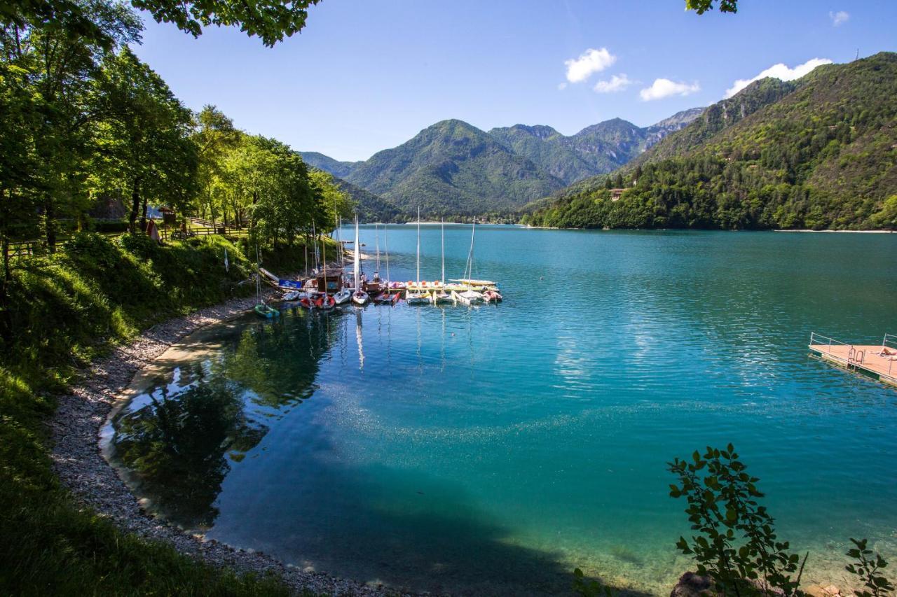 Appartamento Al Colle Bezzecca Bagian luar foto