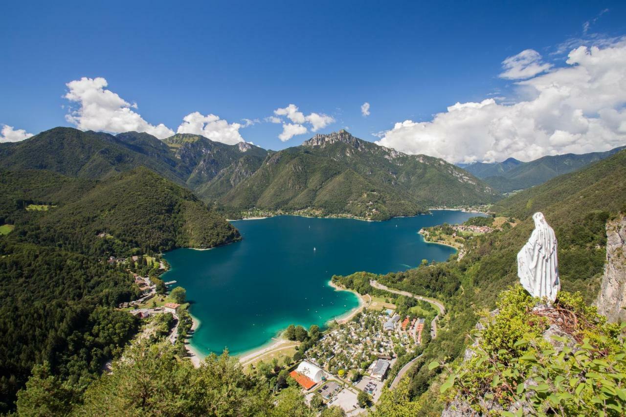 Appartamento Al Colle Bezzecca Bagian luar foto